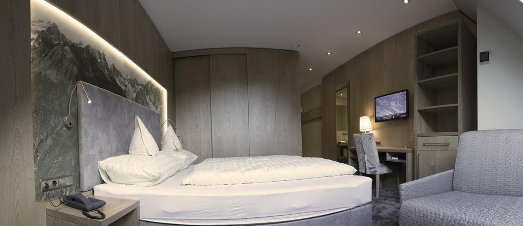 Hotel Gramaser イシュグル エクステリア 写真